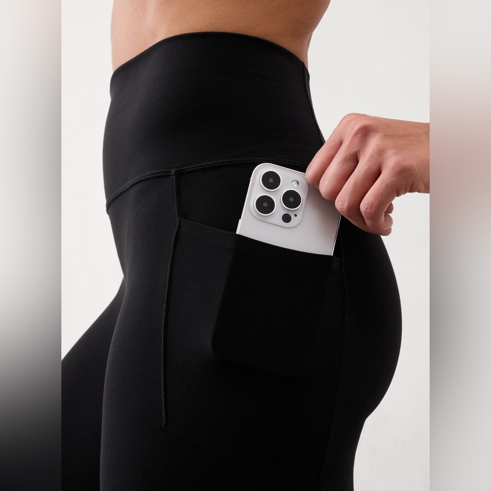 ATHLETA SALUTATION STASH HIGH RISE 7/8 LEGGING - Picture 4 of 4